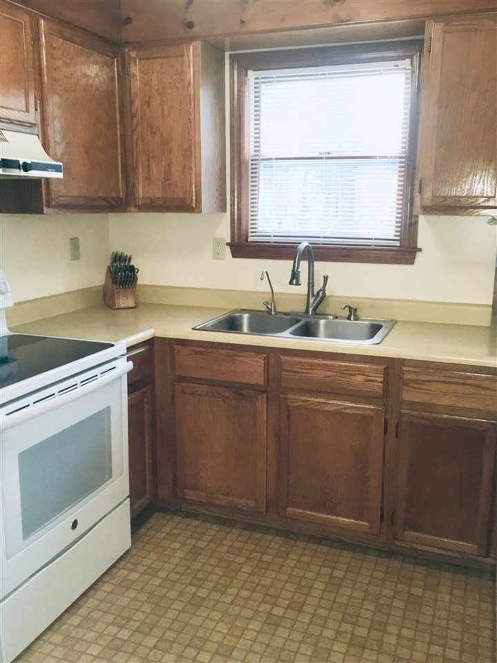 170 Bow Bog Road Bow, NH 03304 - Photo 10 of 21 Gallery Image 10