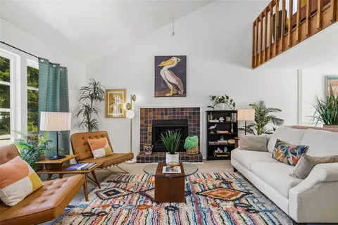 $468,000 | 3174 Peachtree Street, Sarasota, FL 34231