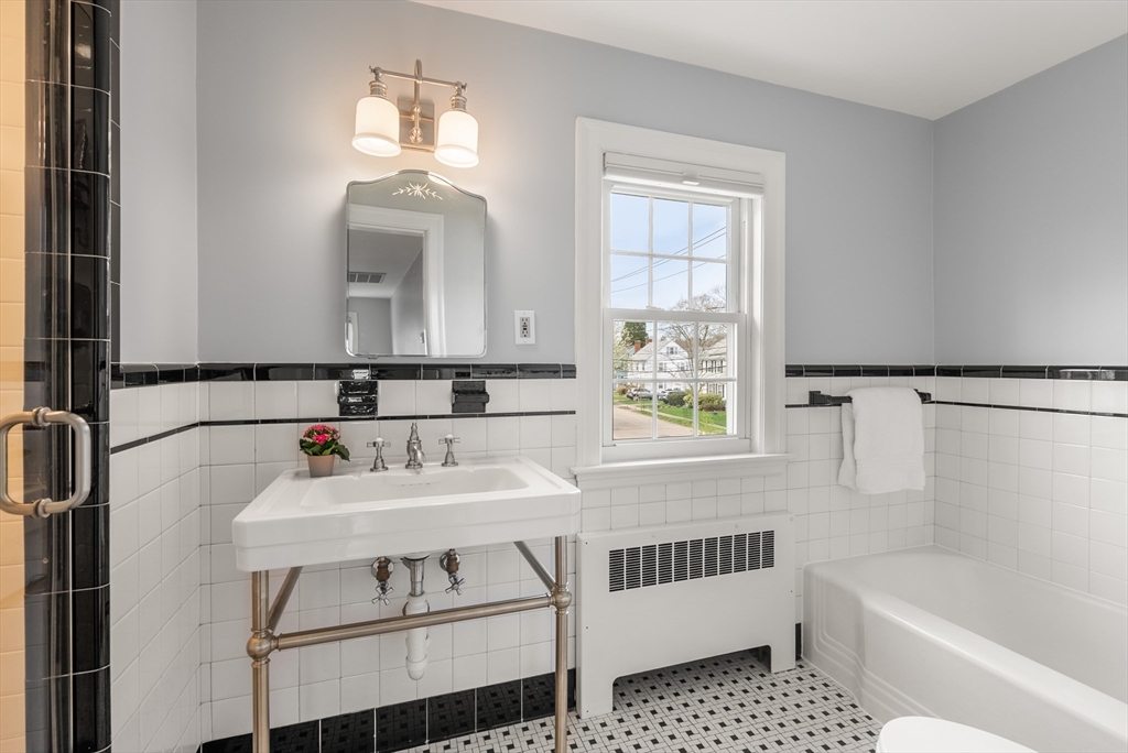 16 Rustlewood Road Milton, MA 02186 - Photo 22 of 36 Gallery Image 22