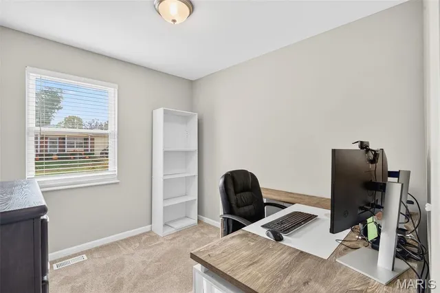 $289,000 | 12035 Bobbett Drive, Maryland Heights, MO 63043