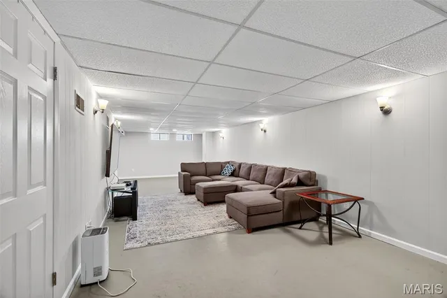 $289,000 | 12035 Bobbett Drive, Maryland Heights, MO 63043