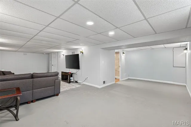 $289,000 | 12035 Bobbett Drive, Maryland Heights, MO 63043