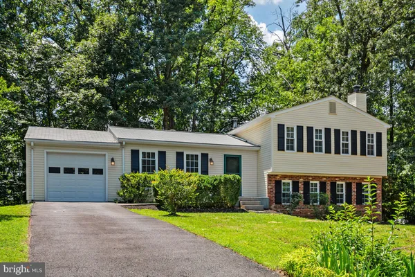 $770,000 | 2422 Ivywood Road, Reston, VA 20191