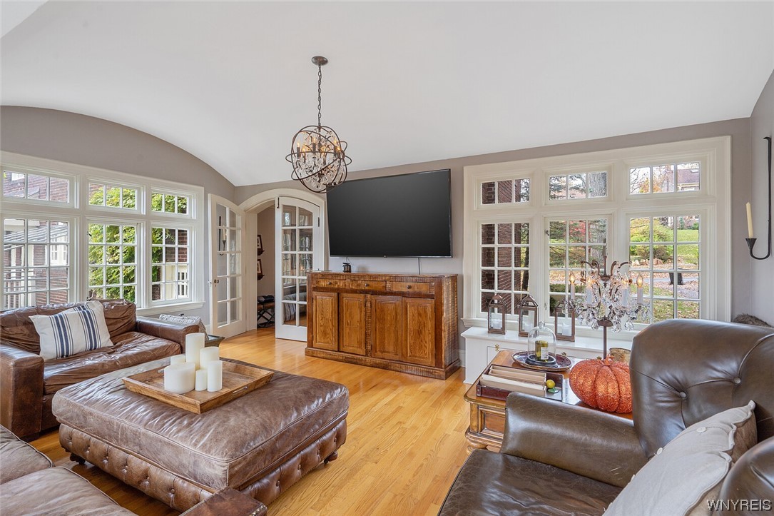 310 Berkeley Drive Syracuse, NY 13210 - Photo 17 of 43