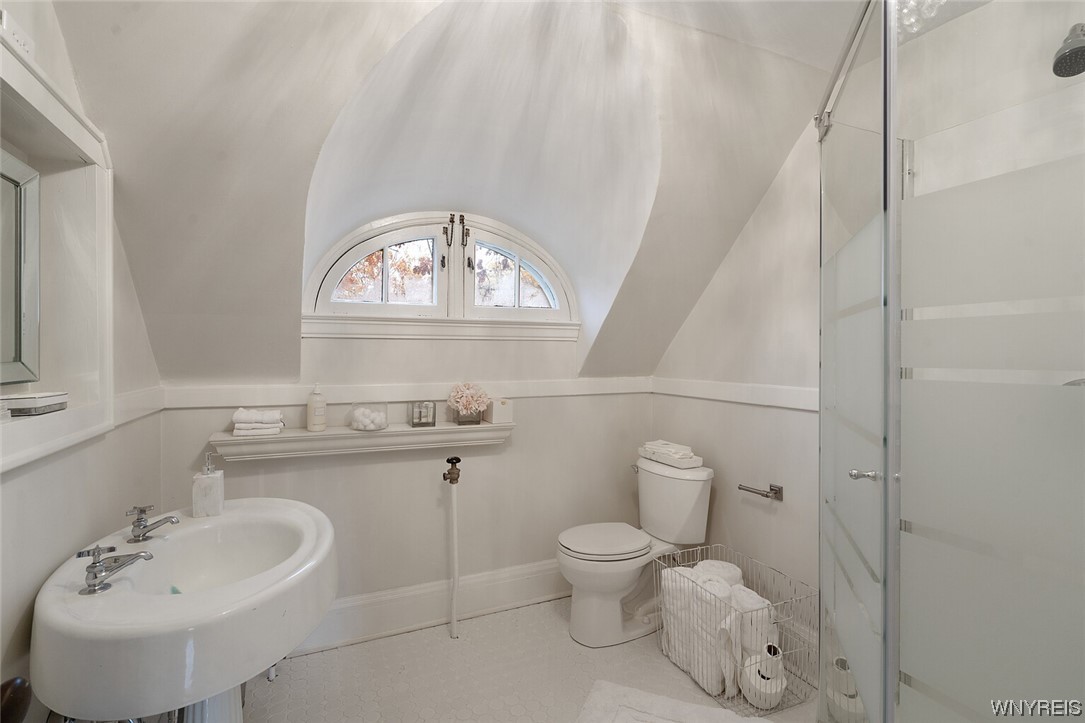 310 Berkeley Drive Syracuse, NY 13210 - Photo 39 of 43