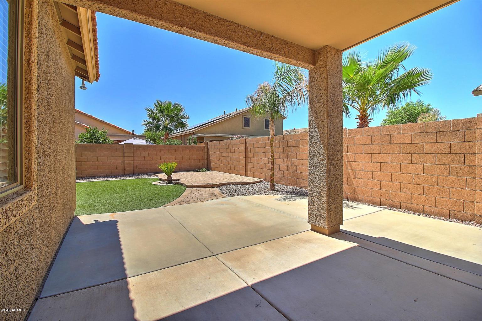 15923 West Redfield Road Surprise, AZ 85379 - Photo 20 of 23 Big Covered Patio