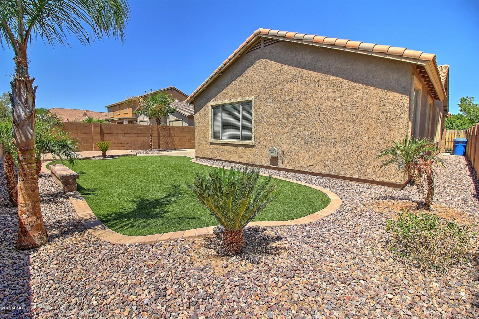 15923 West Redfield Road Surprise, AZ 85379 - Photo 22 of 23 Turf