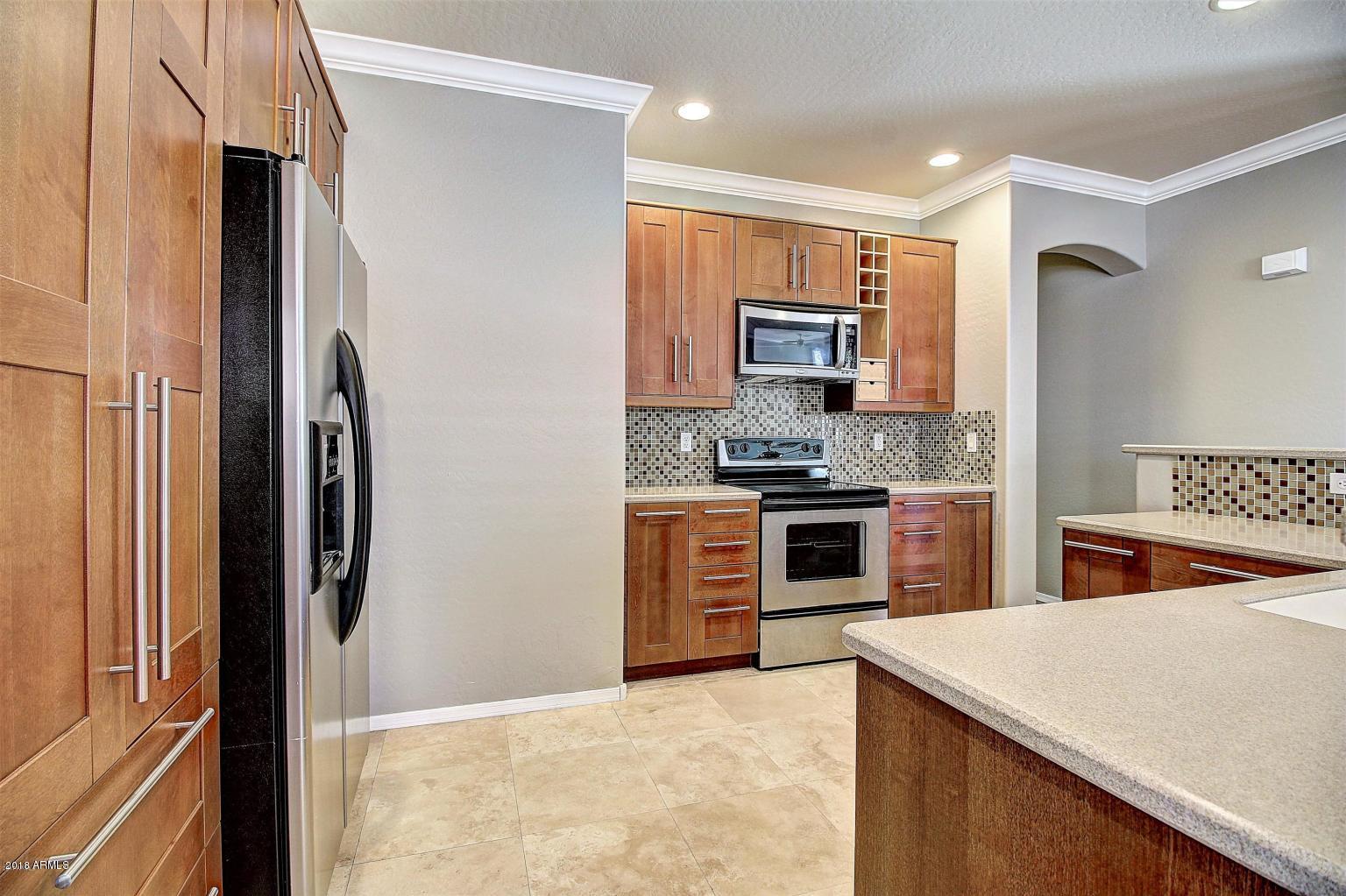 15923 West Redfield Road Surprise, AZ 85379 - Photo 6 of 23 Kitchen