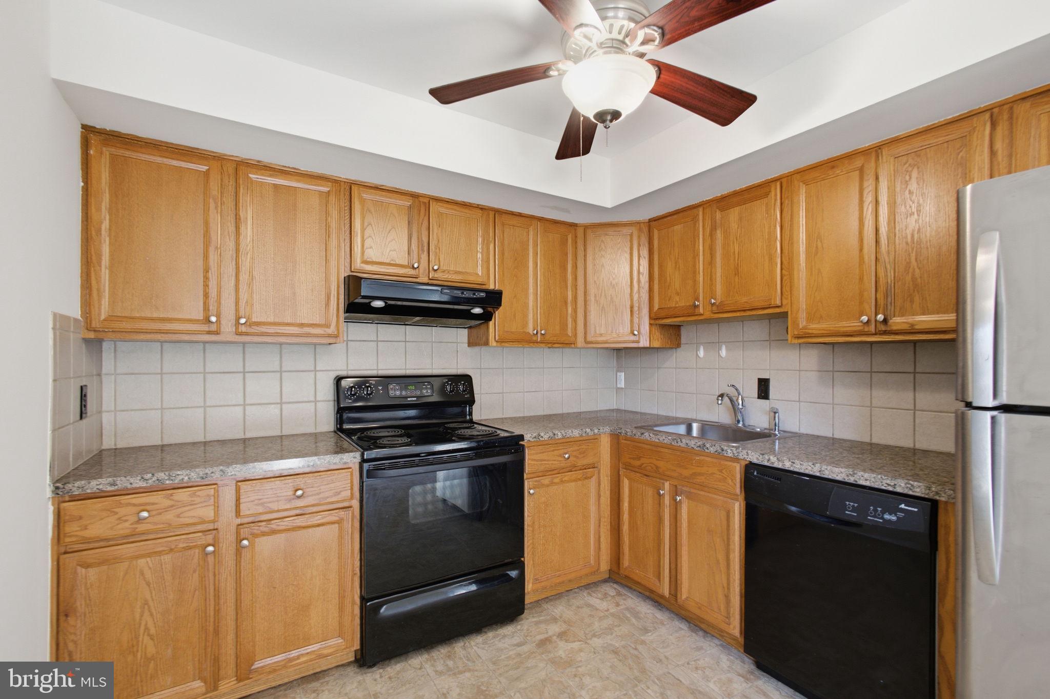 1006 York Rd., Unit L2 Willow Grove, PA 19090 - Photo 11 of 30 Gallery Image 11