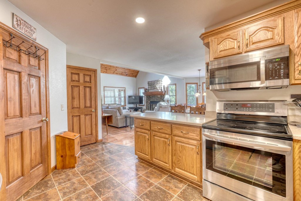 6128 Ruth Drive Young Harris, GA 30582 - Photo 13 of 59