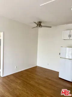$1,795 | 1221 Seward Street, Unit 101, Los Angeles, CA 90038