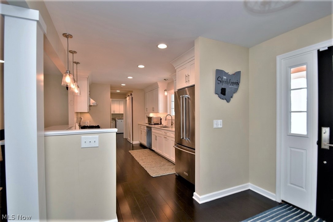 30076 Bolingbrook Road Pepper Pike, OH 44124 - Photo 5 of 35