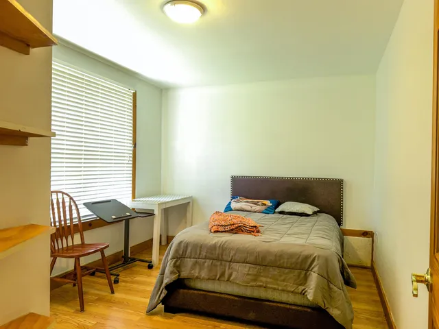 $600,000 | 264 Chestnut Street, Claremont, NH 03743