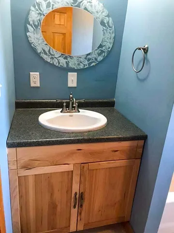 $600,000 | 264 Chestnut Street, Claremont, NH 03743