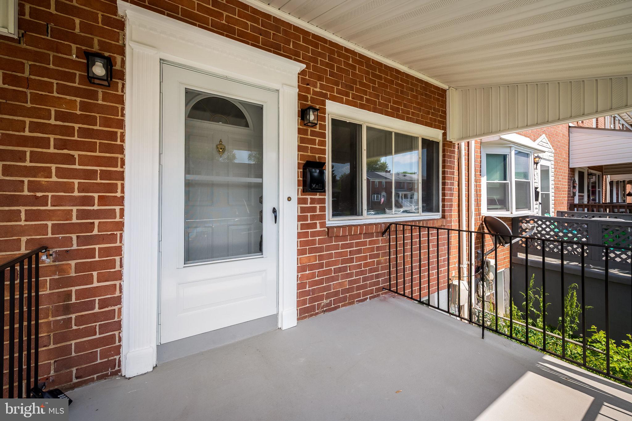751 Seawall Road Essex, MD 21221 - Photo 4 of 38 Gallery Image 4