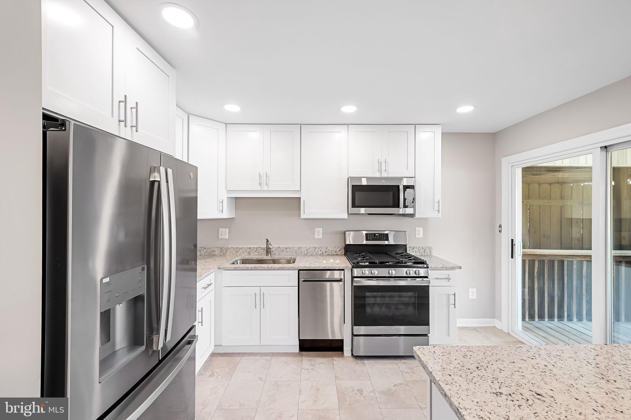 751 Seawall Road Essex, MD 21221 - Photo 10 of 38 Gallery Image 10