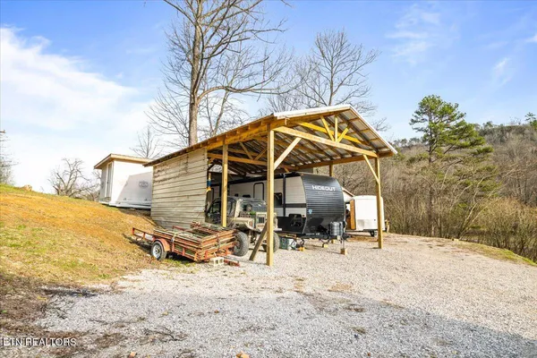 $335,000 | 4194 Highway 297, Newcomb, TN 37819