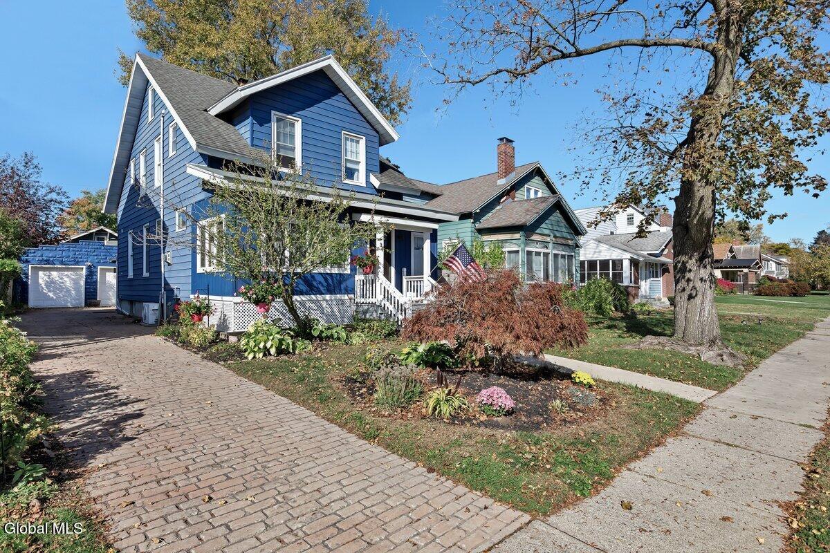 37 Academy Road Albany, NY 12208 - Photo 2 of 35 IMG_9144