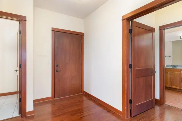 $399,900 | 3251 Louisiana Avenue South, Unit 302, St. Louis Park, MN 55426