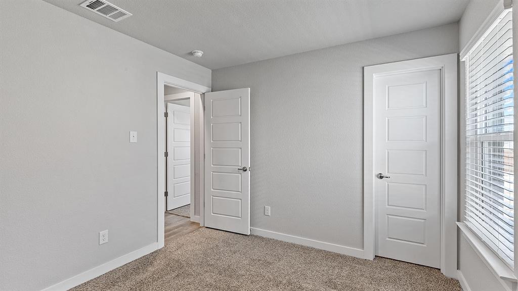 2816 Hawk Drive Denton, TX 76205 - Photo 25 of 40