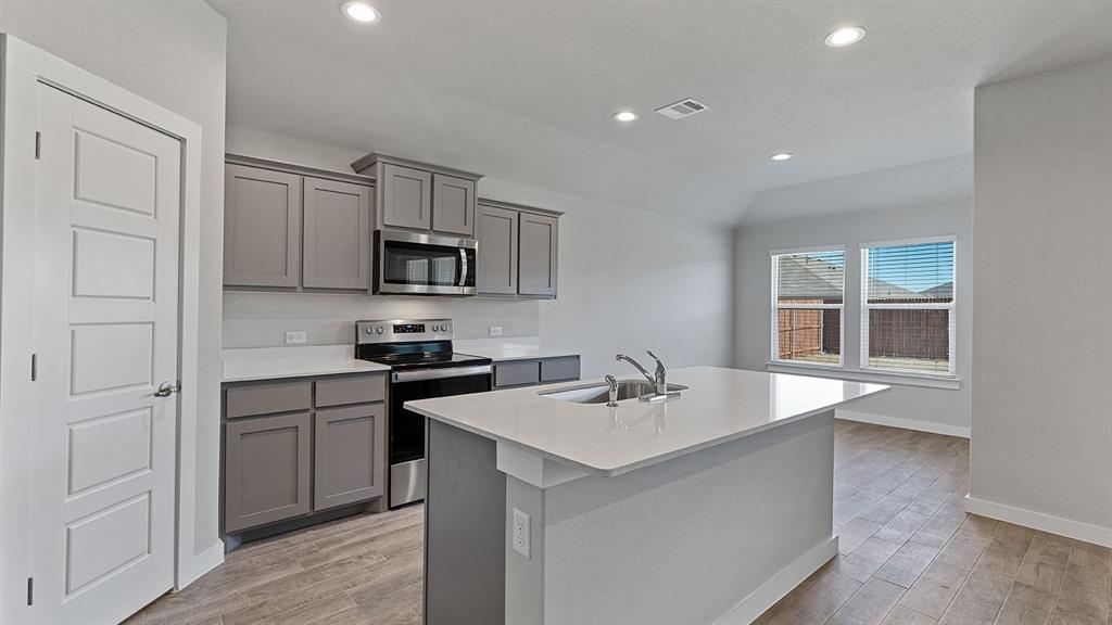 2816 Hawk Drive Denton, TX 76205 - Photo 1 of 40