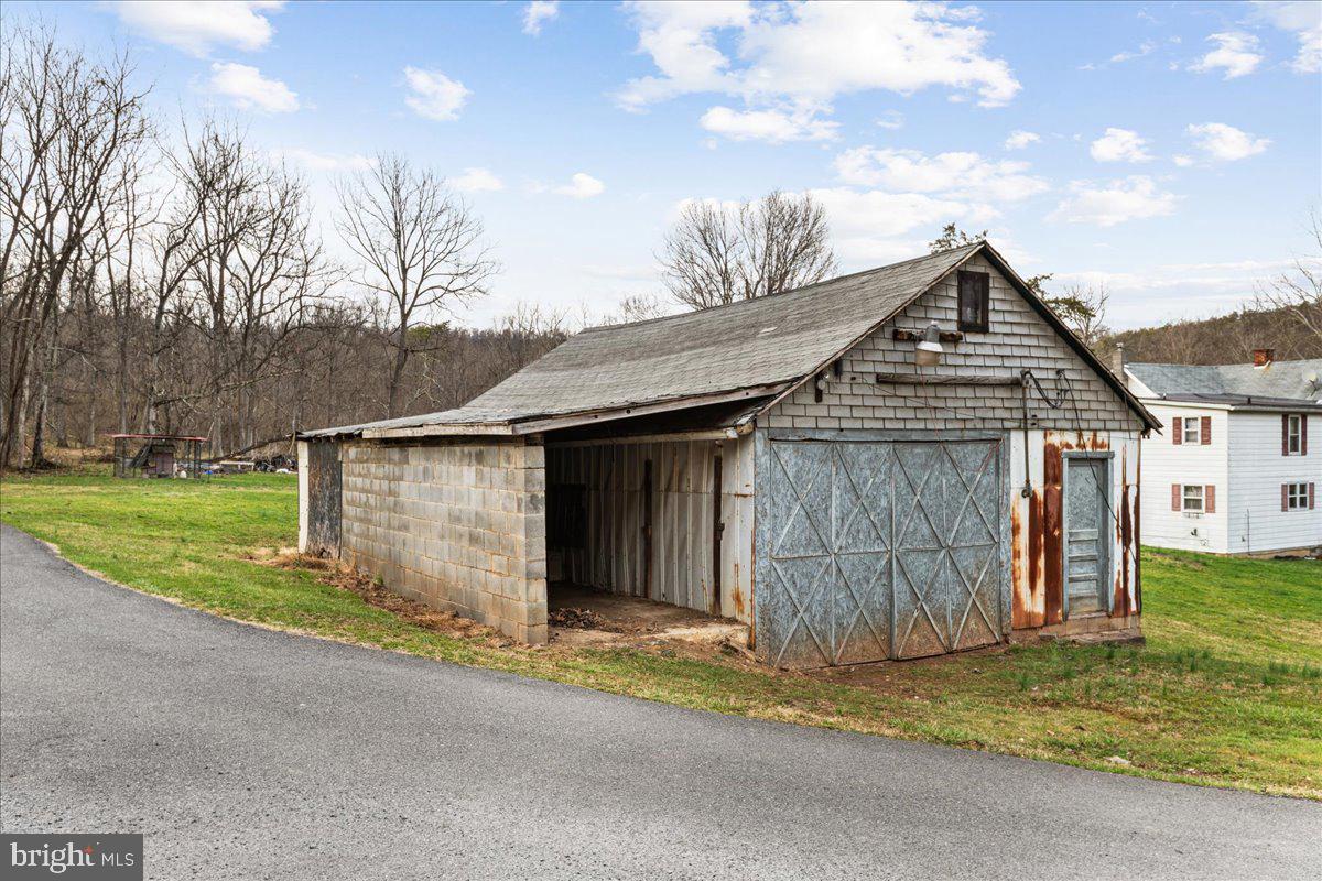 12530 Seavolt Road Hancock, MD 21750 - Photo 45 of 48