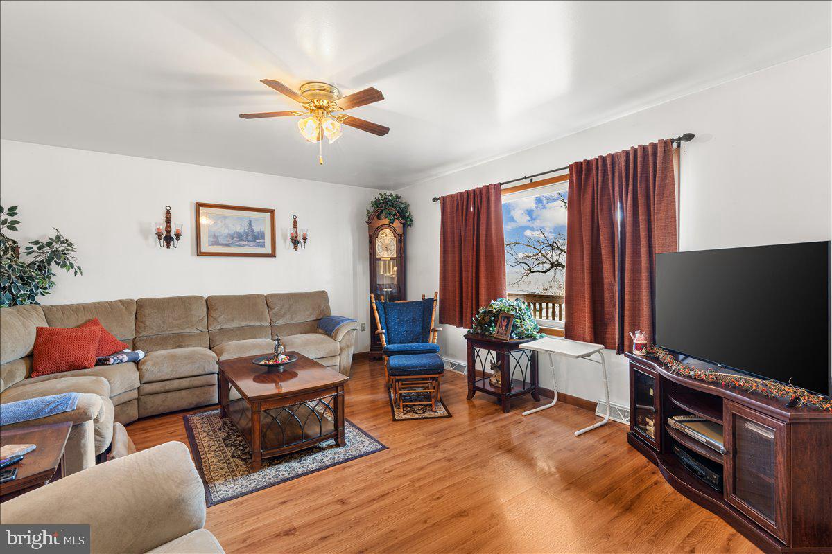 12530 Seavolt Road Hancock, MD 21750 - Photo 5 of 48