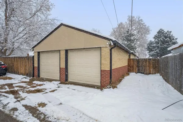 $1,895 | 3551 Olive Street, Denver, CO 80207