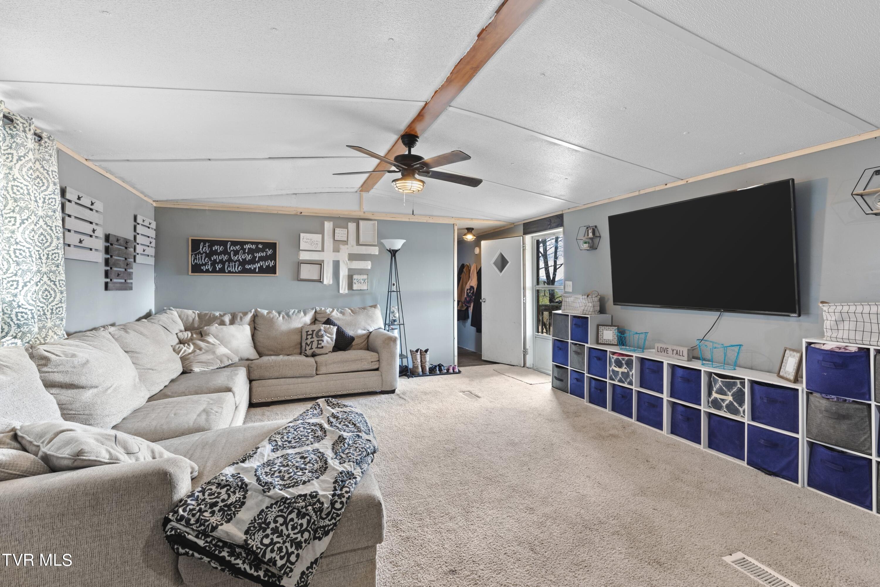 993 Copper Ridge Road Thorn Hill, TN 37881 - Photo 6 of 25 DL5A3751.jpg-SMALL