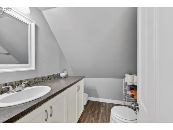 $415,000 | 352 21st Street Northeast, Salem, OR 97301