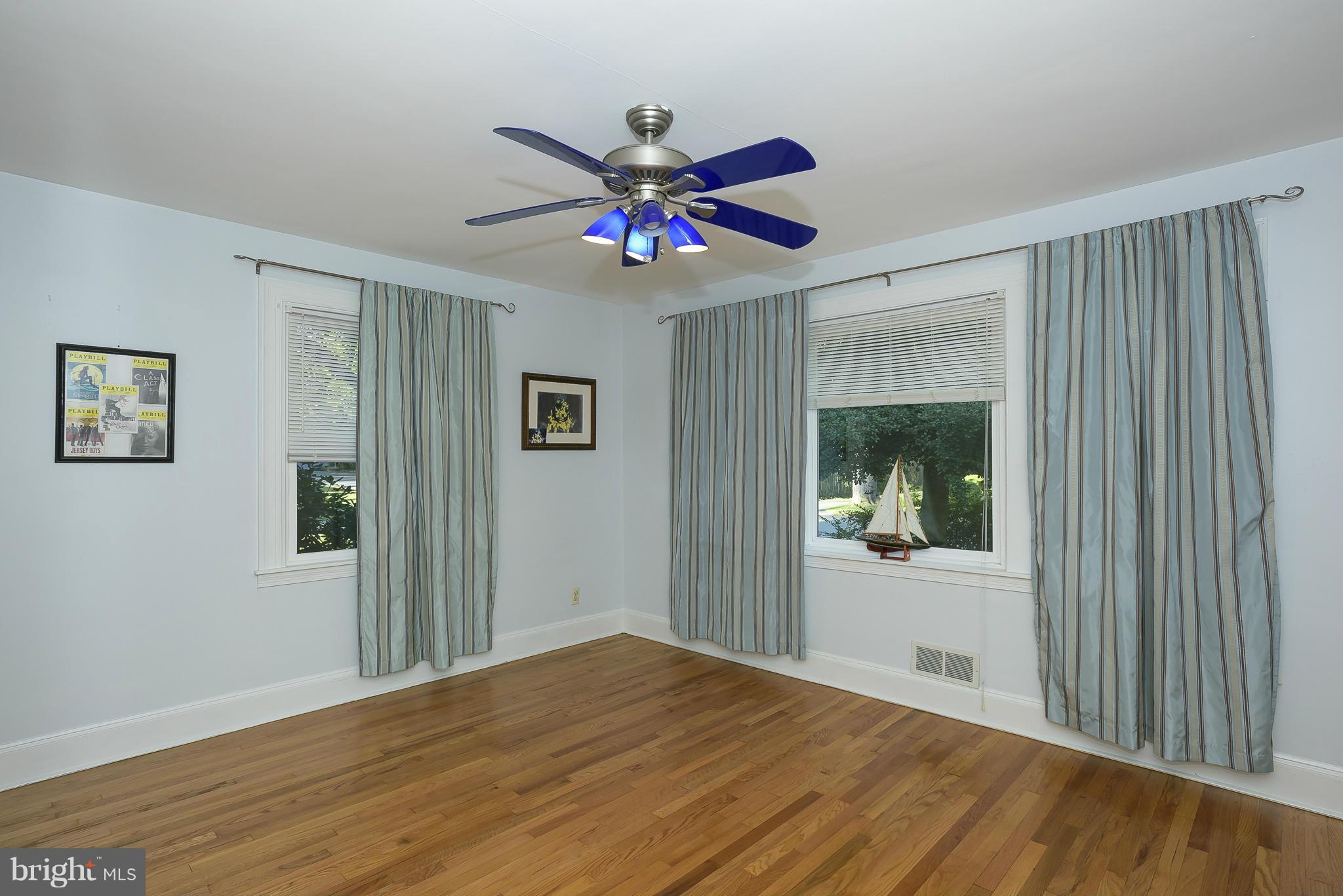 12 Linstead Road Severna Park, MD 21146 - Photo 16 of 30 Bedroom