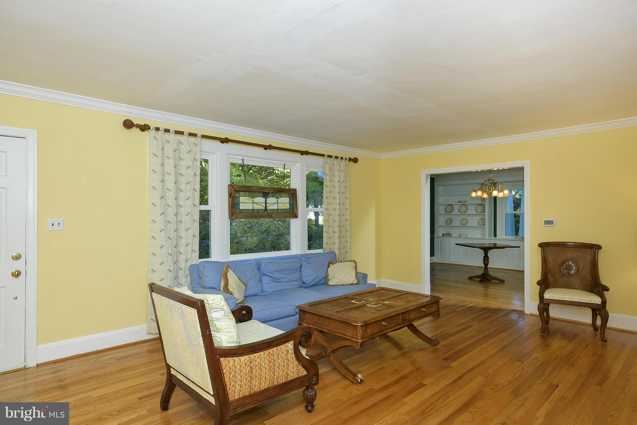 12 Linstead Road Severna Park, MD 21146 - Photo 4 of 30 Living Room