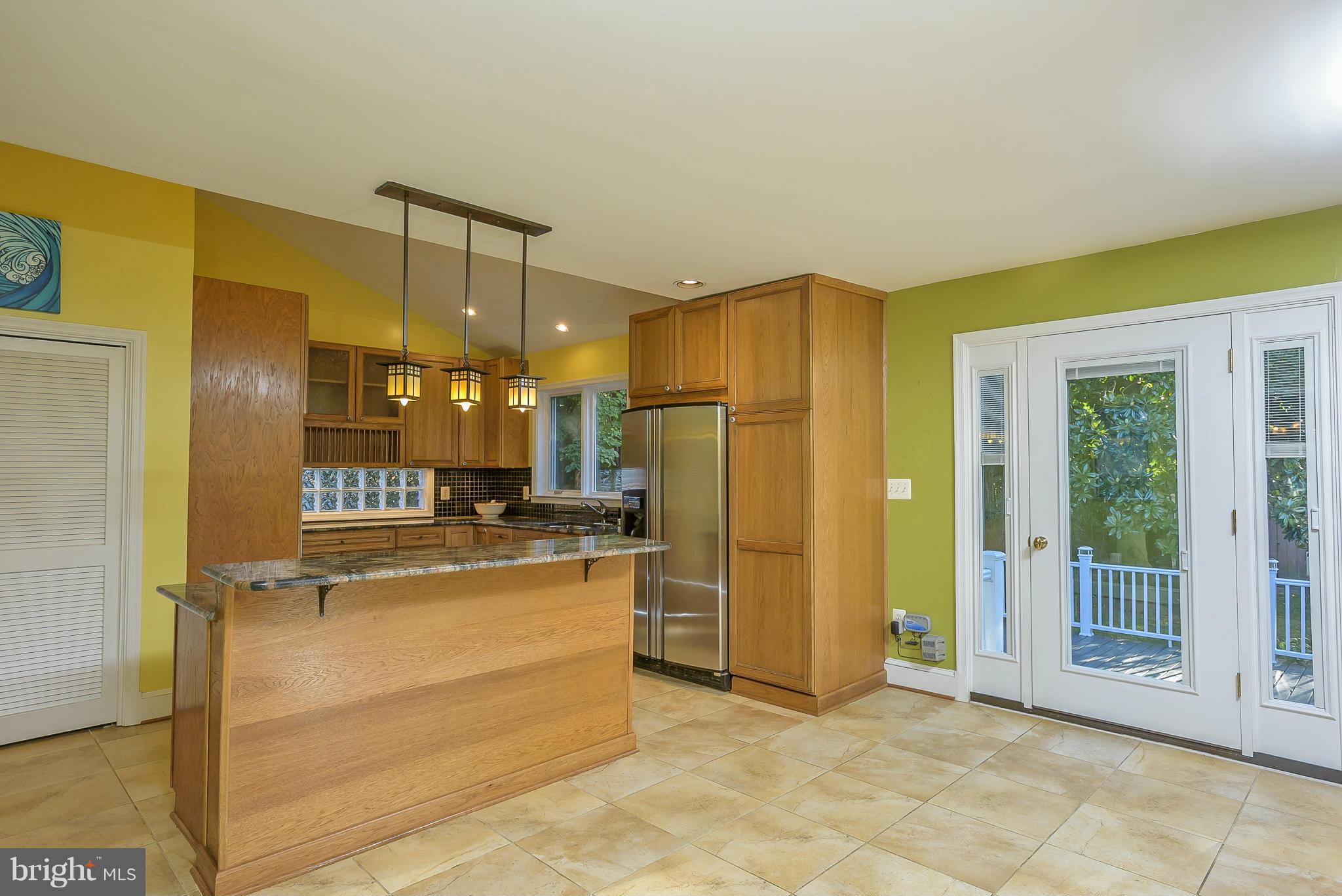12 Linstead Road Severna Park, MD 21146 - Photo 7 of 30 Kitchen