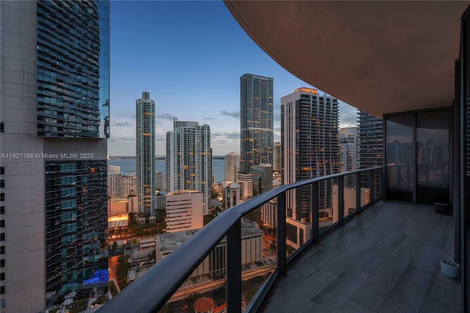 45 Southwest 9th Street, Unit 2901 Miami, FL 33130 - Photo 29 of 29 a view of balcony with city view