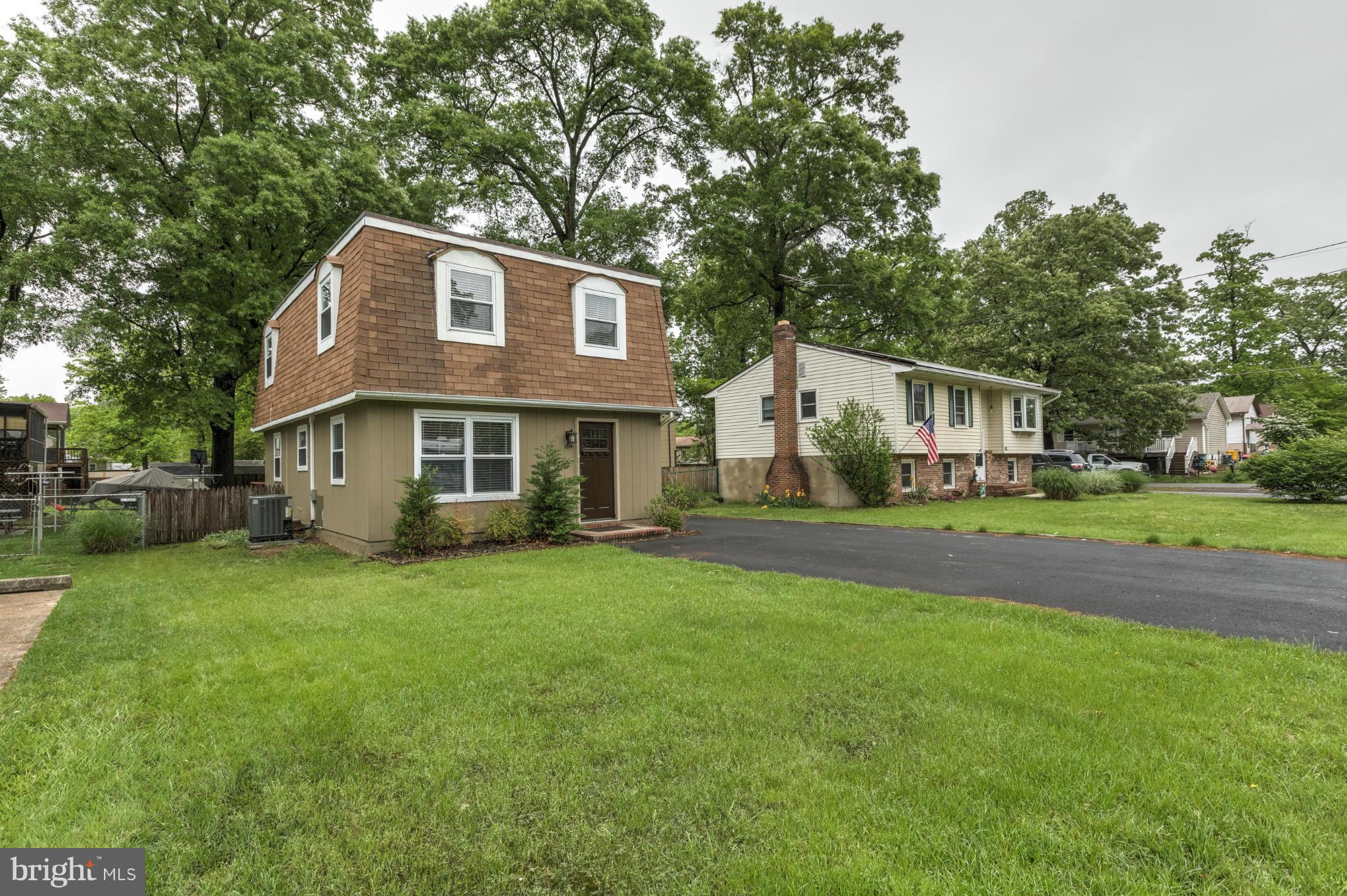 1814 Laurel Road Edgewater, MD 21037 - Photo 3 of 29 Exterior (General)