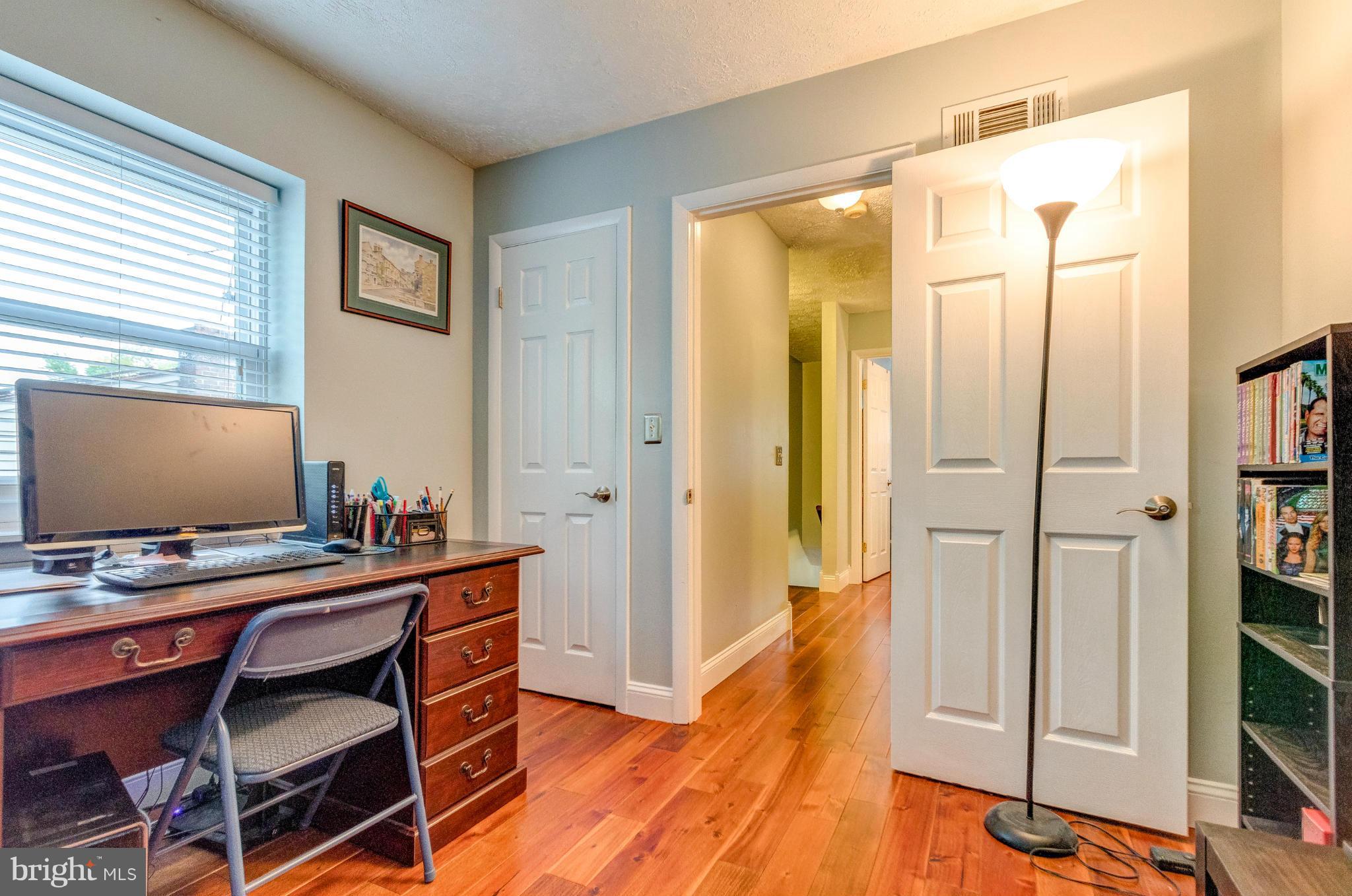 1814 Laurel Road Edgewater, MD 21037 - Photo 22 of 29 Bedroom