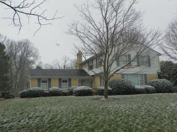 212 South Gray Road Connersville, IN 47331 - Photo 1 of 15 Gallery Image 1