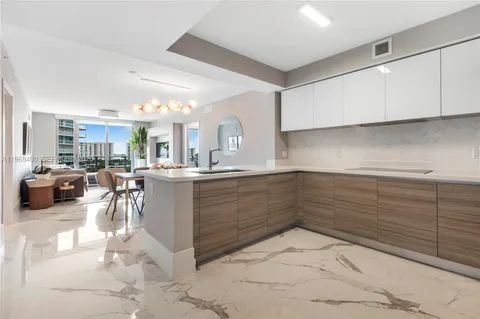 $1,280,000 | 300 Sunny Isles Boulevard, Unit 4806, Sunny Isles Beach, FL 33160