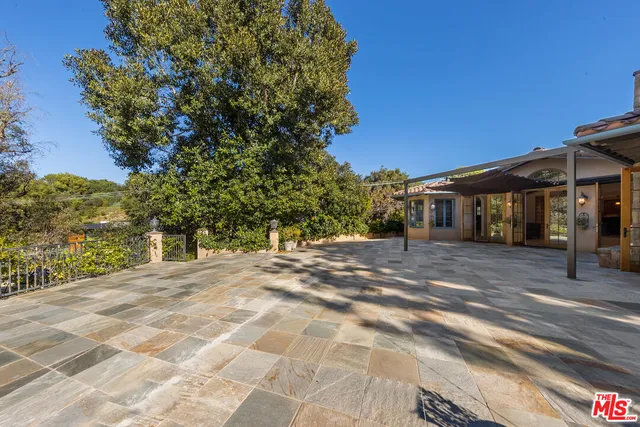 $10,500 | 15401 Brownwood Place, Los Angeles, CA 90077