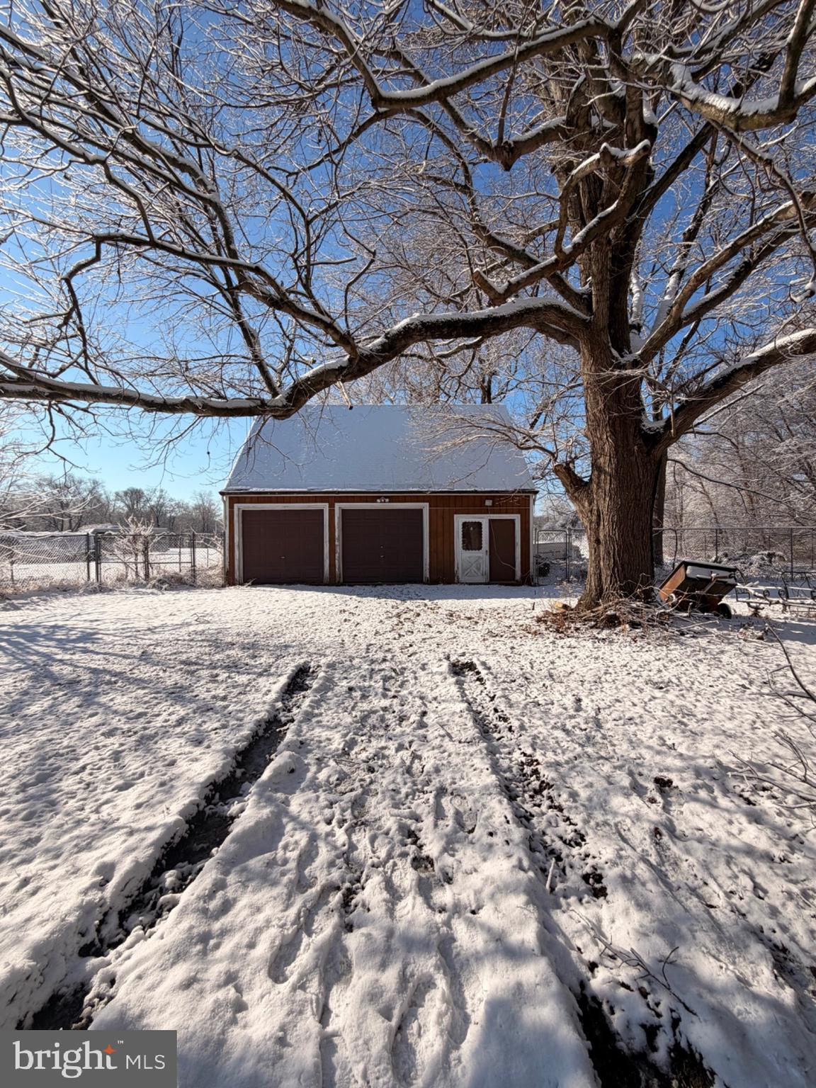 876 Rancocas Road Westampton, NJ 08060 - Photo 2 of 8 a front view of a house with a yard