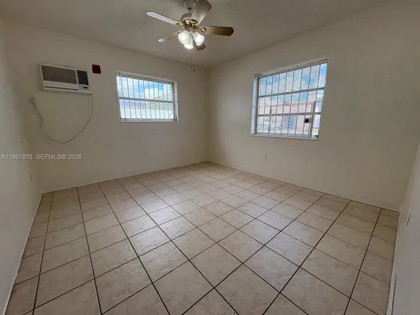 $1,700 | 3255 West Flagler Street, Unit 1, Miami, FL 33135