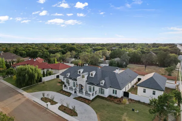 $2,725,000 | 1902 Aberdeen Avenue, Lubbock, TX 79407