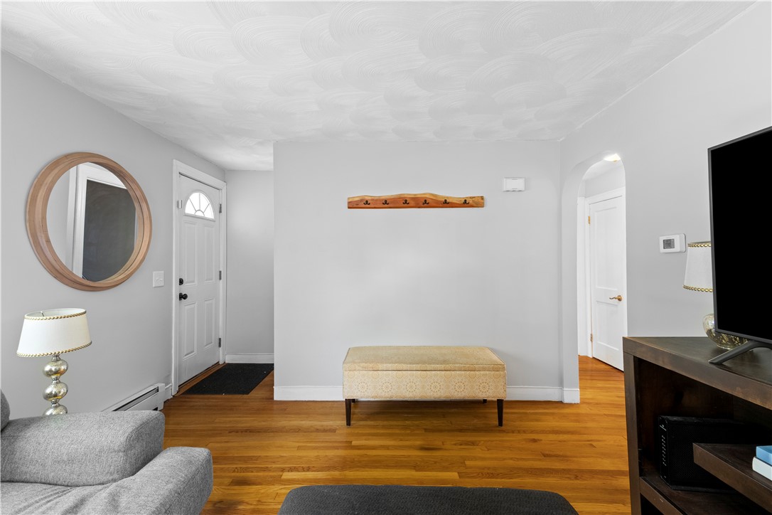 328 Maple Street Warwick, RI 02888 - Photo 13 of 30