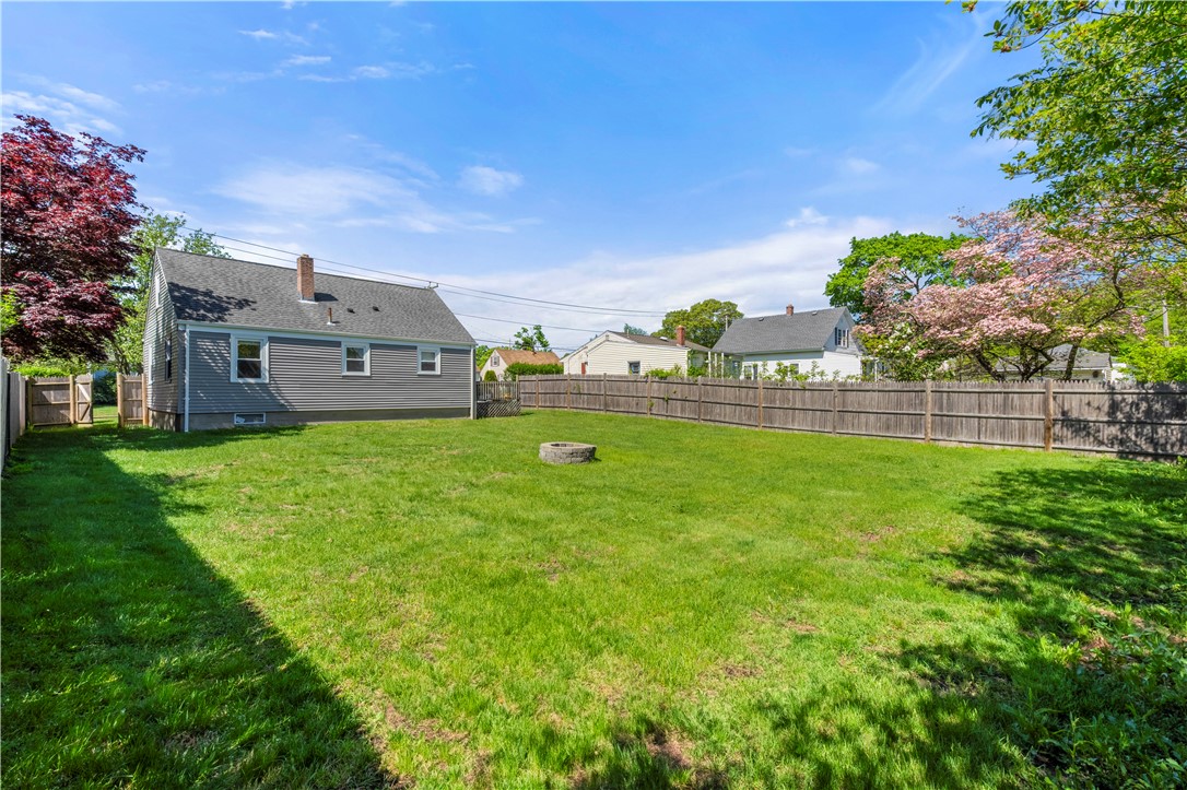 328 Maple Street Warwick, RI 02888 - Photo 26 of 30