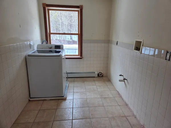 $414,200 | 175 Old Turnpike Road, Nottingham, NH 03290