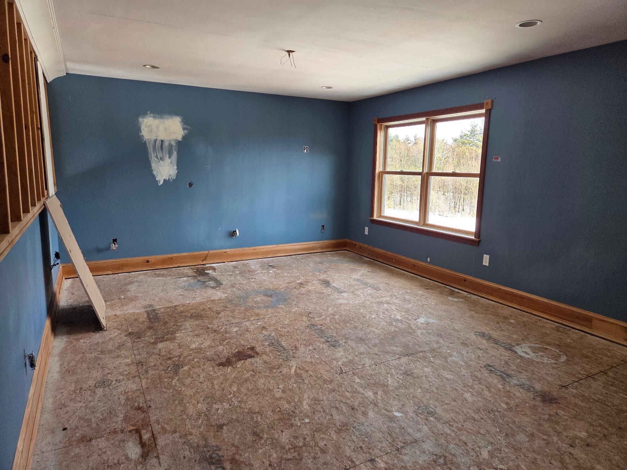 175 Old Turnpike Road Nottingham, NH 03290 - Photo 7 of 11