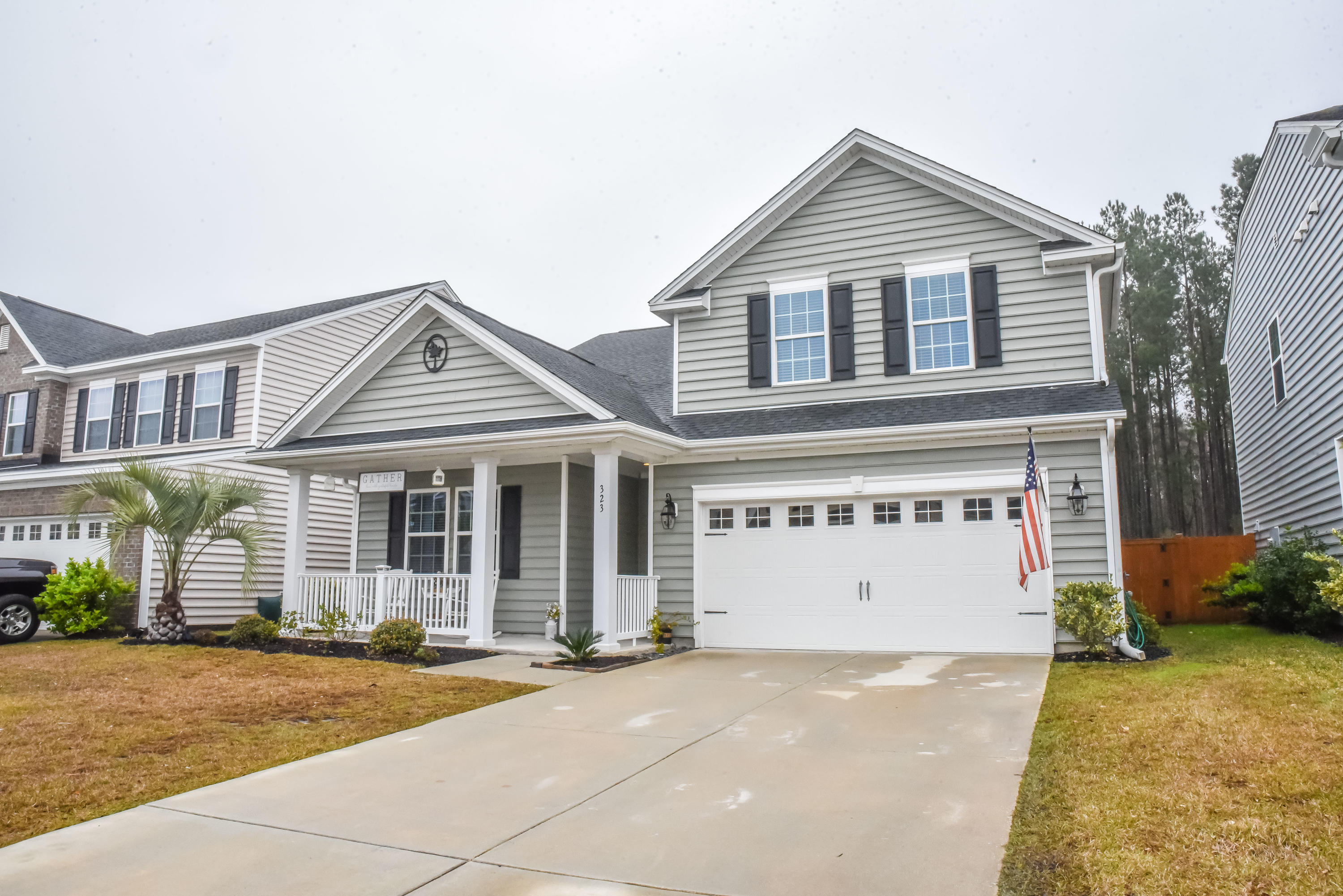 323 Beautyberry Road Summerville, SC 29486 - Photo 3 of 40 323BeautyBerry-37