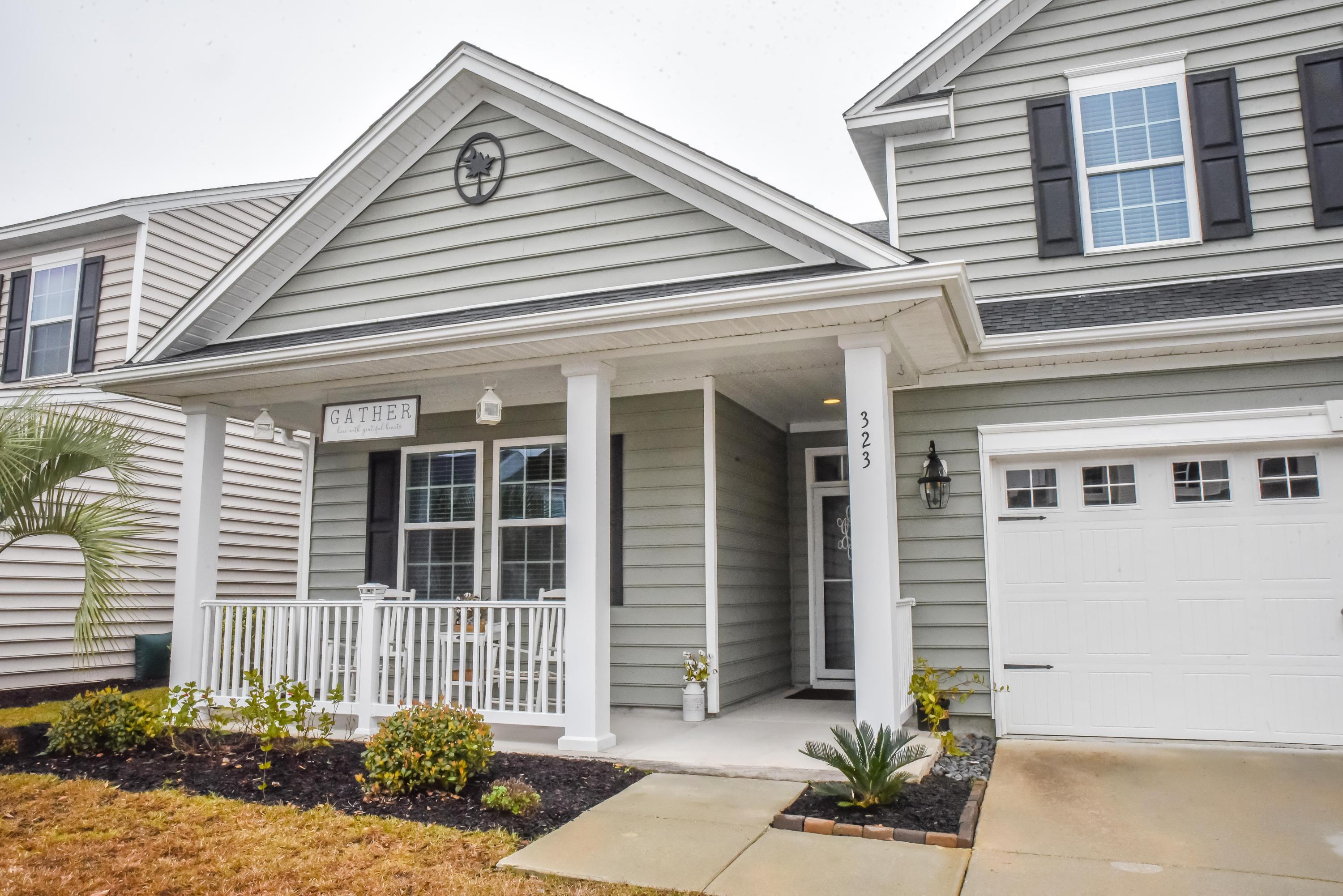 323 Beautyberry Road Summerville, SC 29486 - Photo 4 of 40 323BeautyBerry-41