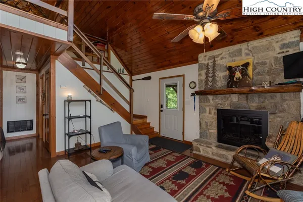 $530,000 | 251 Deer Run Road, Deep Gap, NC 28618