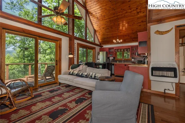 $530,000 | 251 Deer Run Road, Deep Gap, NC 28618